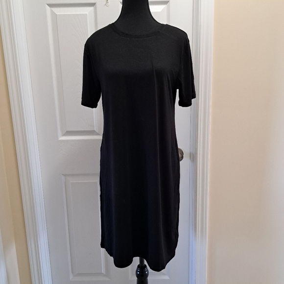 ❤️ BCBGeneration 2 Pack Dresses Black White Striped Solid Women's Medium Dresses - Picture 10 of 16